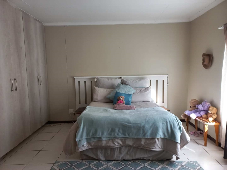 8 Bedroom Property for Sale in Keidebees Northern Cape